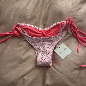 NWT Divino Seas Pink Crochet Bikini Bottom